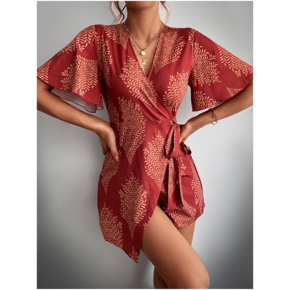 031  Boho Tropical Butterfly Sleeve Romper - Picture 1 of 6